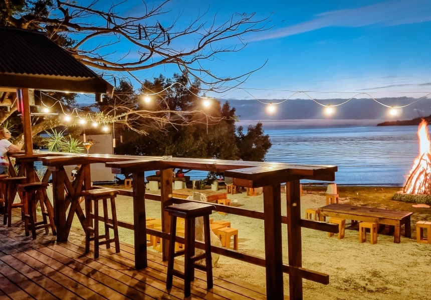 Banyan Beach Bar, Port Vila
