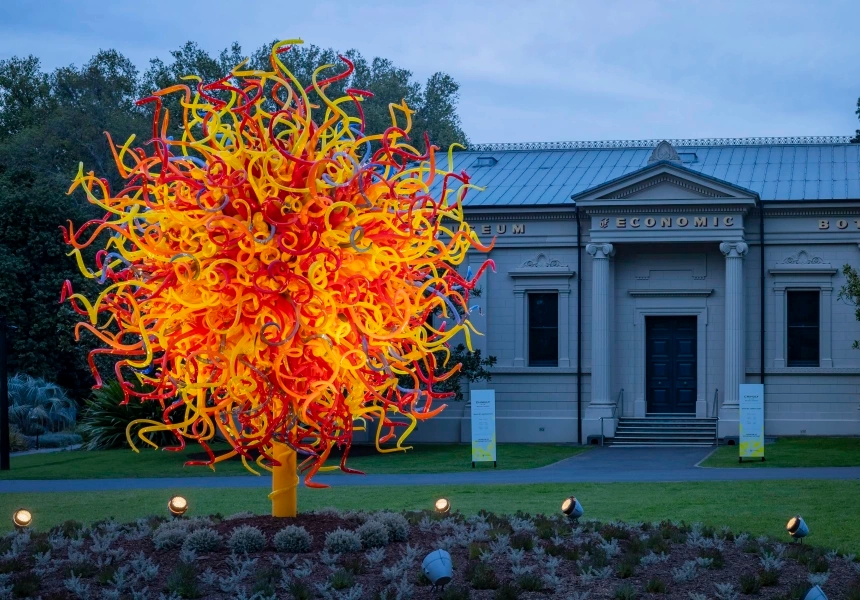 Chihuly in the Gardens
