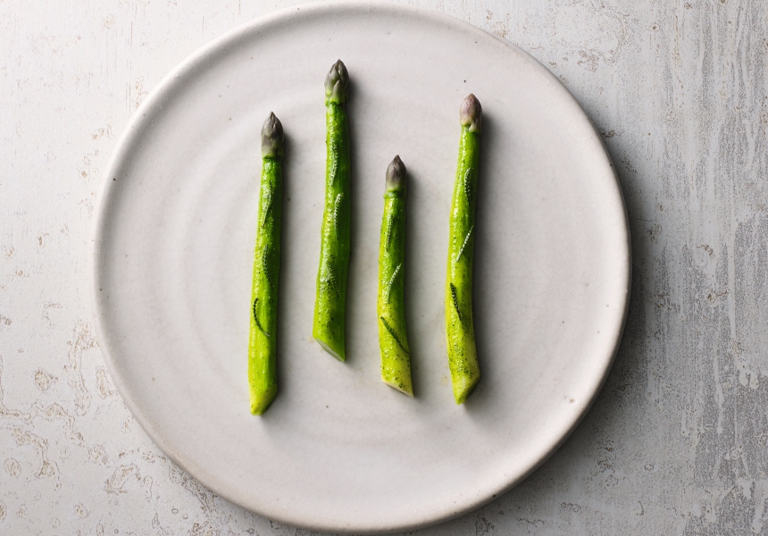 Asaparagus, olive plant and sea butter
