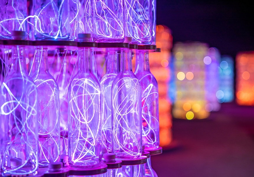 Light Towers, Sensorio - Copyright © 2021 Bruce Munro. All rights reserved. 
