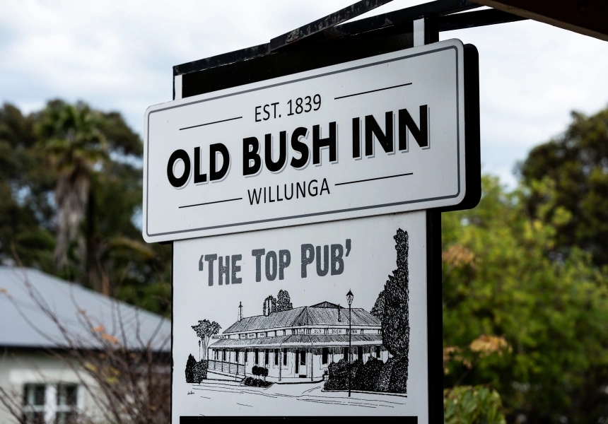 Old Bush Inn
