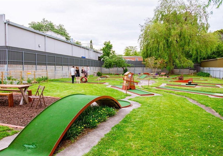 Hanhdorf Mini Golf
