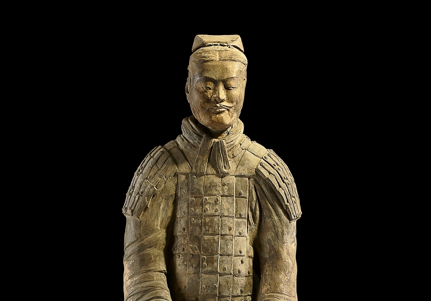 CHINESE
<em>Armoured military officer</em>
Qin dynasty 221–207 BCE
earthenware
190.0 x 56.0 x 58.0 cm
Emperor Qin Shihuang’s Mausoleum
Site Museum, Xi’an (002758)
