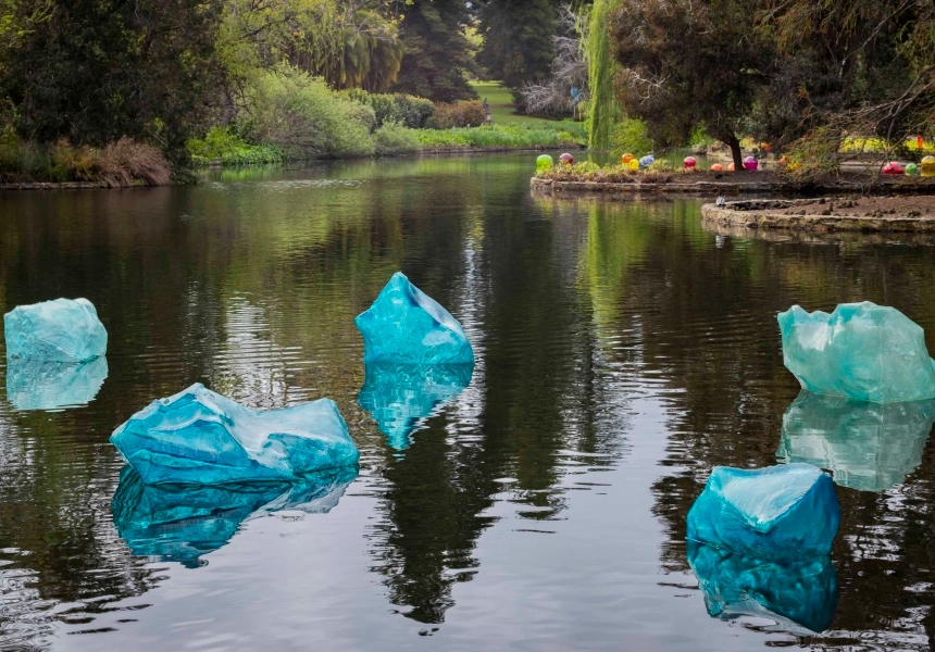 Chihuly in the Gardens
