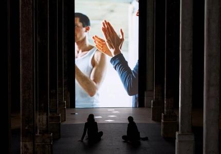 <p>Installation of Angelica Mesiti 'The Rites of When' 2024, collection of the artist, commissioned by the Art Gallery of New South Wales for the Nelson Packer Tank, 2024 © Angelica Mesiti, photo © Art Gallery of New South Wales, Jenni Carter</p>
