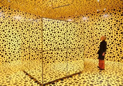 <p>Installation view of The Spirit of the Pumpkins Descended to the Heavens 2017 on display as part of Yayoi Kusama at NGV International, Melbourne until 21 April 2025. © YAYOI KUSAMA.</p>
