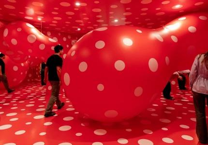 <p>Yayoi Kusama, NGV 2024</p>
